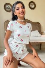 kadin-gecelik-pijama-takimlari